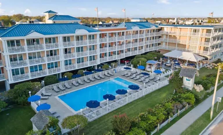 La Mer Beachfront