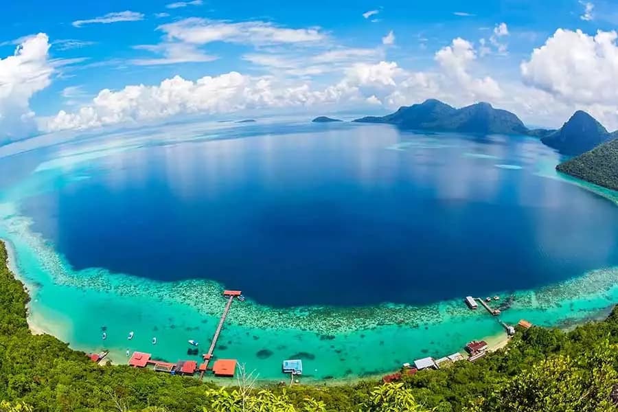 TOURS & PACKAGES