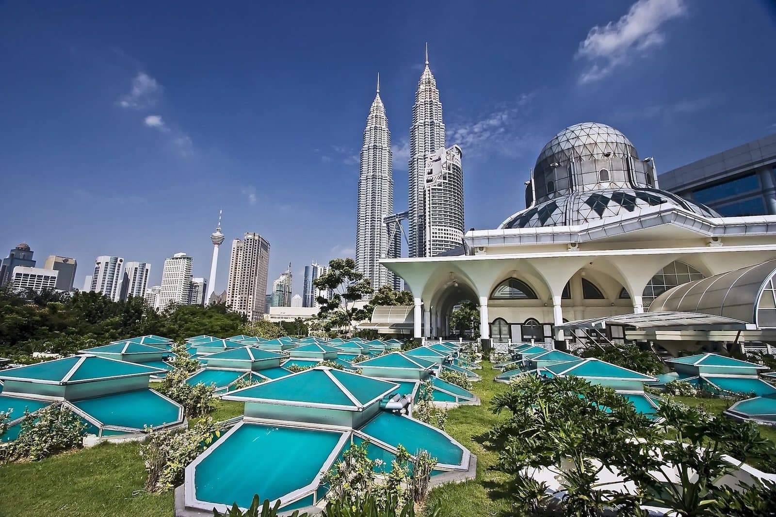 KUALA LUMPUR + TANJONG JARA