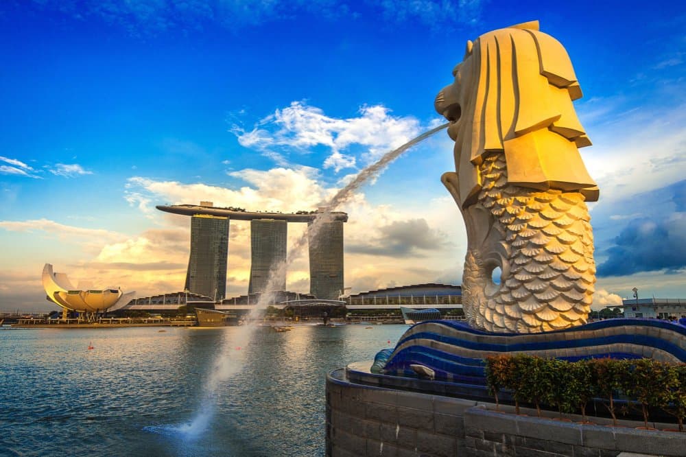 STOP-OVER IN SINGAPORE